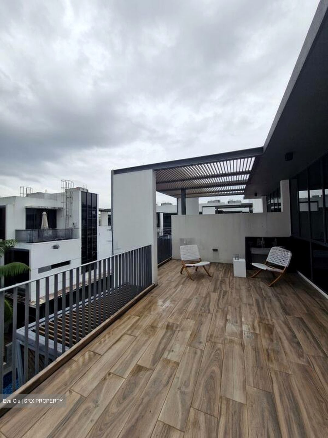 Sunrise Avenue (D28), Terrace #504475521